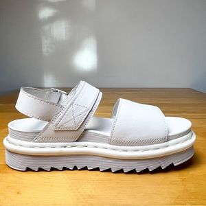 Dr. Marten’s Voss Mono Hydro Leather Strap Platform Sandals White Size US 8